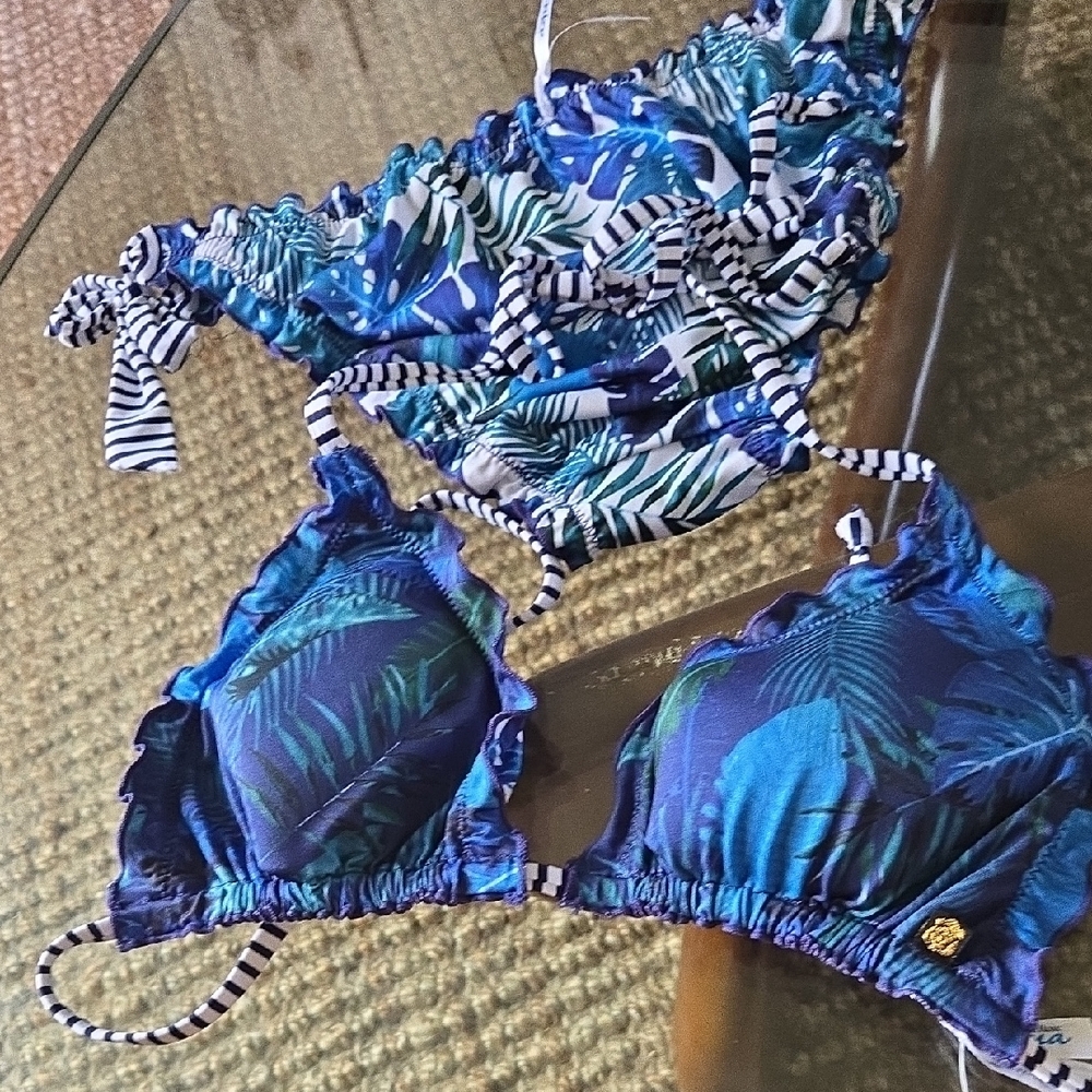 Reversible Bikini - Picture 4 of 5